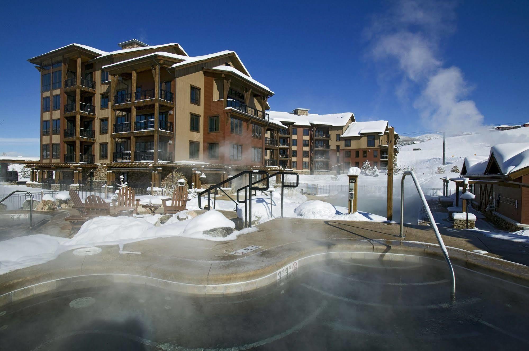 Trailhead Lodge สตีมโบทสปริงส์ ภายนอก รูปภาพ